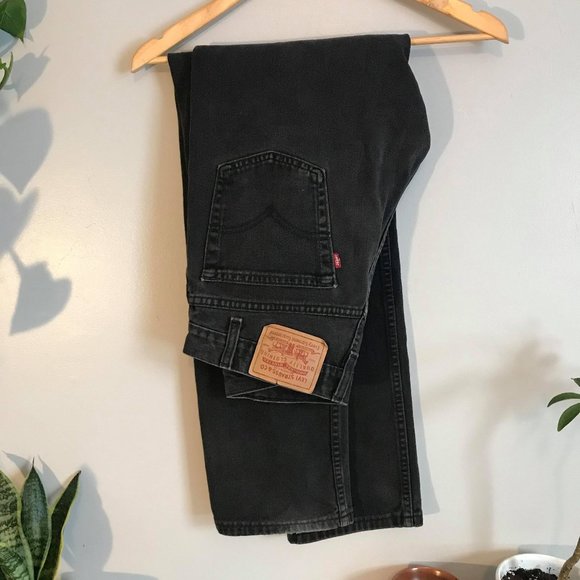 •SOLD• Vintage Levi's Black Jeans - Picture 3 of 7